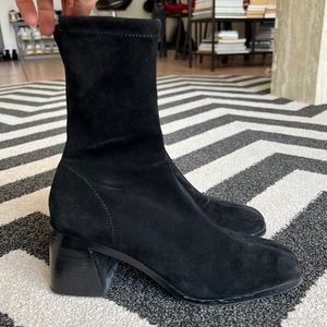 &Other Stories Suede Black Woman Boots